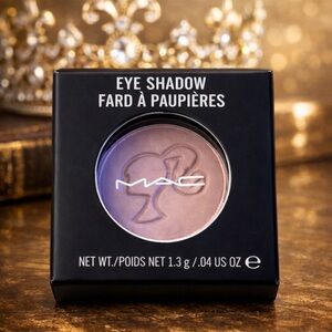 NIB Barbie Limited Edition MAC eyeshadow in Whistle